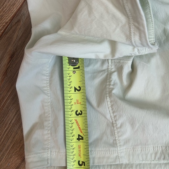 Gym Shark Mint Green Men’s Speed Evolve 5’ Short Size M - Picture 4 of 5